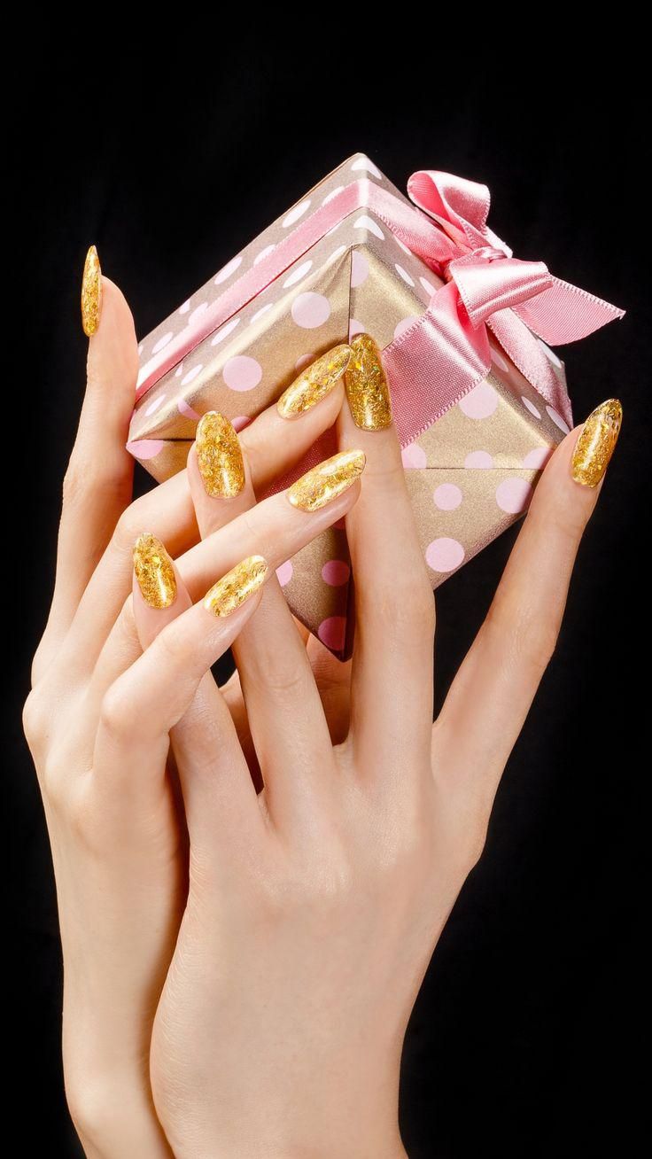 Golden Manicure Ideas
