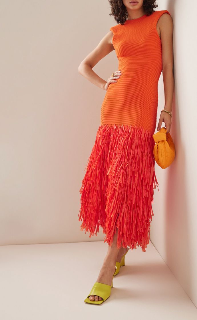 Stylish Orange Dress Outfits for Women