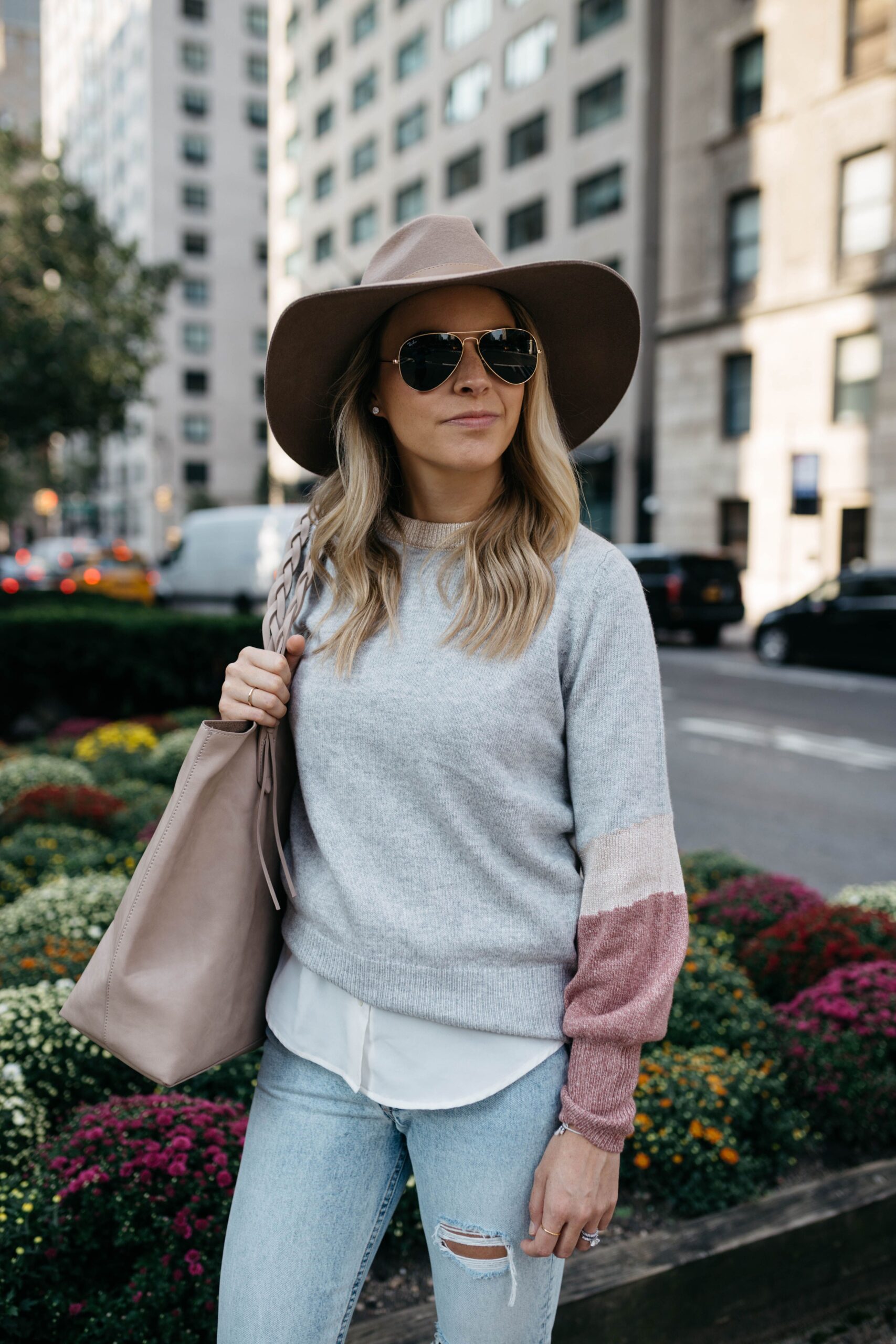 Fall Outfits With Wide Brim
  Hats