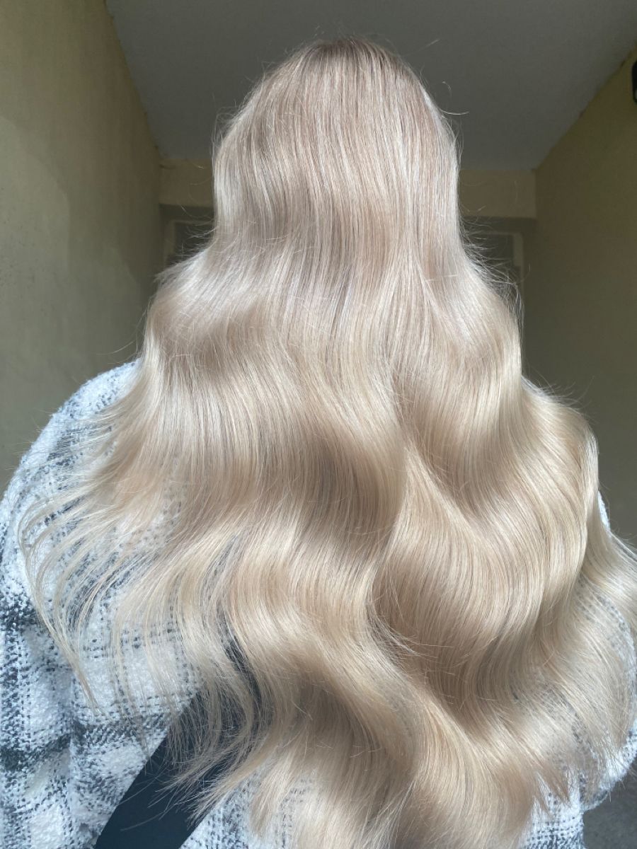 Let’s Talk About Stunning Ice Blonde Haircolors