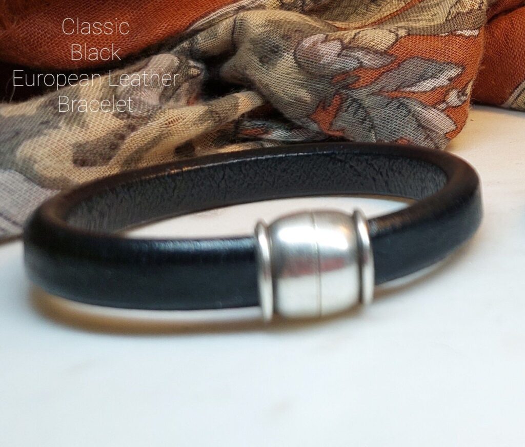 1688763762_European-Leather-Bracelet-With-A-Clasp.jpg