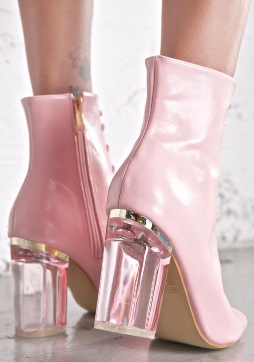 Fashionable Lucite Heels