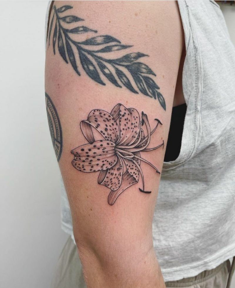Lilies: A Symbol of Beauty in Tattoo Art