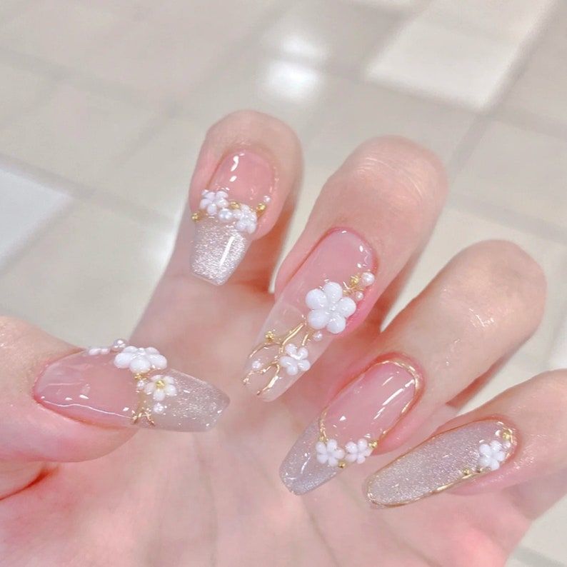 Adorable Nail Designs to Enhance Your Beauty