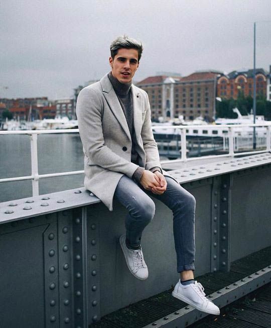 Stylish and Practical: Men’s Workwear Pairing Sneakers for the Perfect Office Look