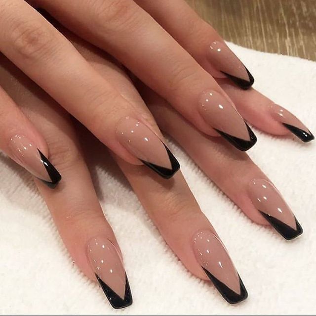 Stunning Winter Nail Designs to Elevate Your Style