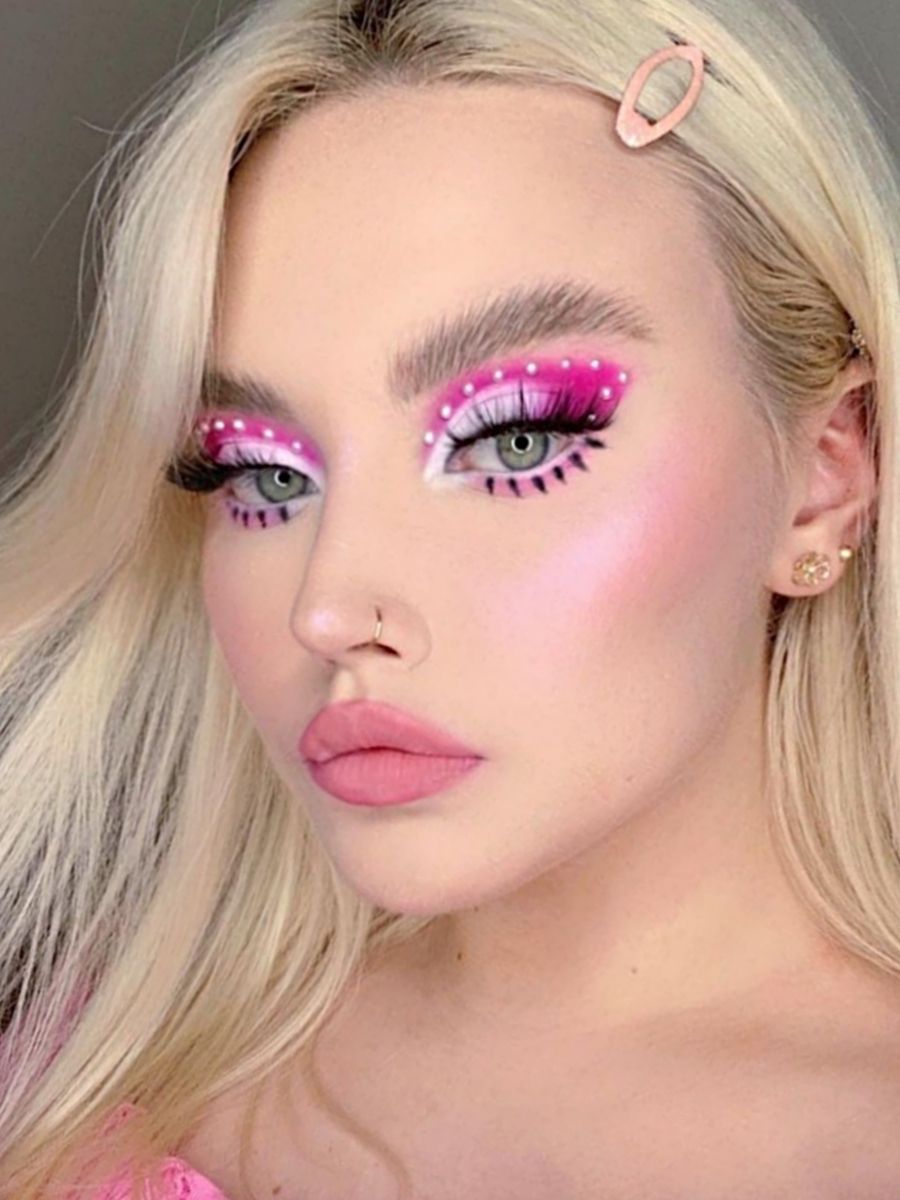 Romantic and Flirty Makeup Looks for Valentine’s Day