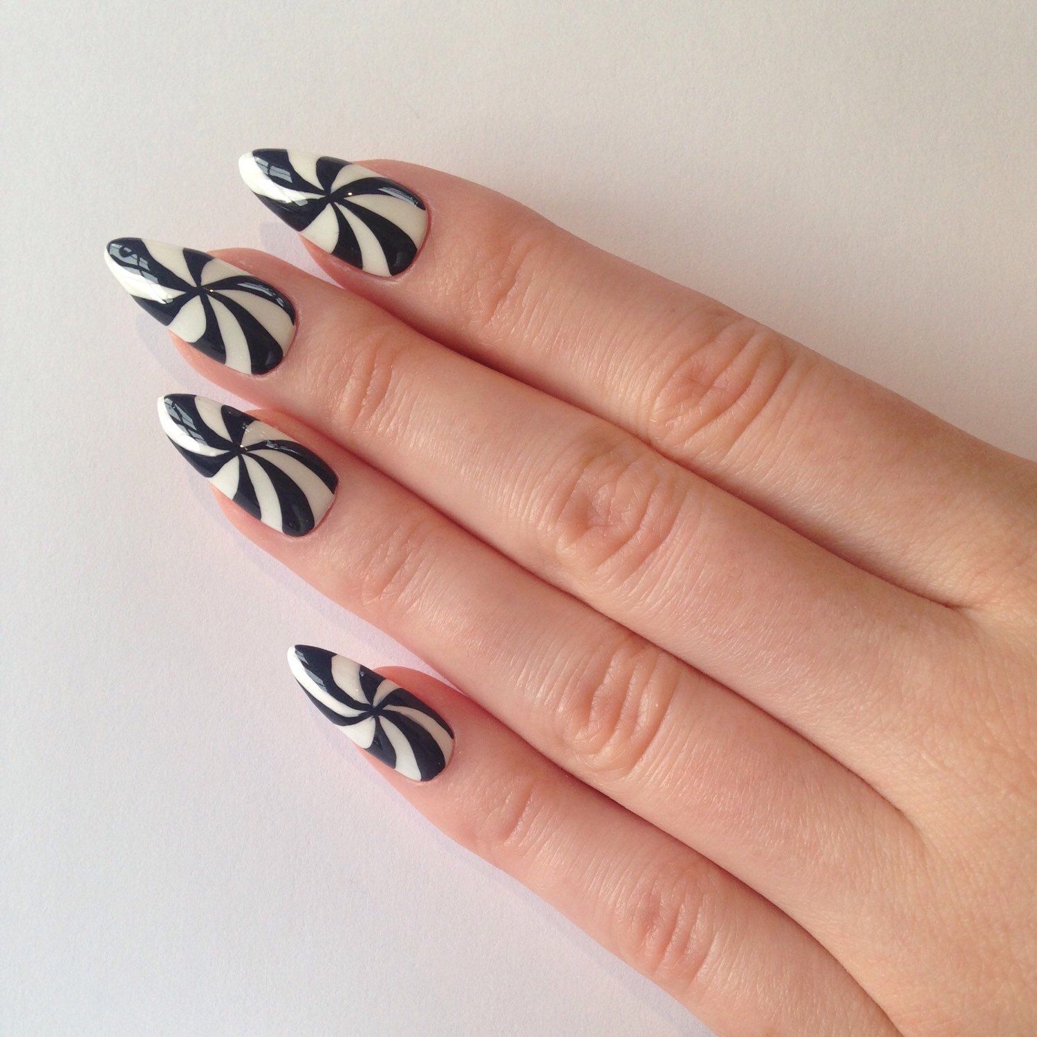 Easy Candy Swirls Nail Art