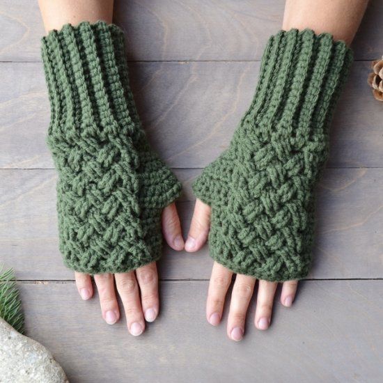 DIY Lattice Knit Wrist Warmers