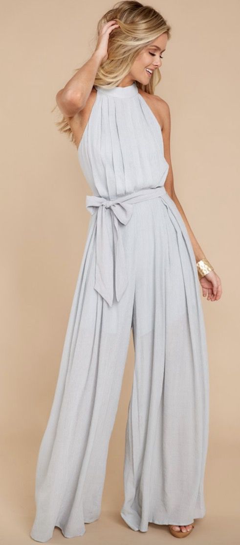 Outfits For Summer Wedding
  Guests