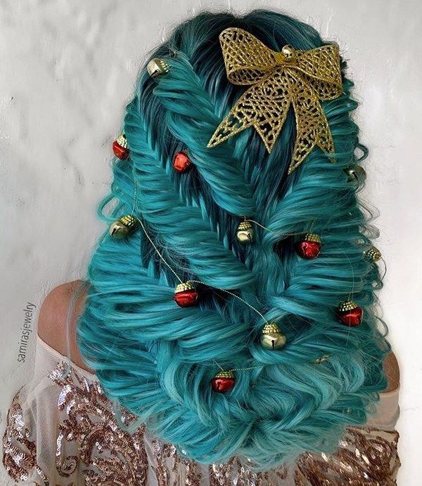 Festive Hairstyles to Make Your Christmas Day Extra Special