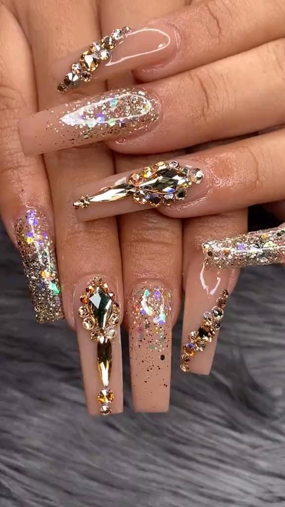 Sparkle and Shine: Nail Designs Incorporating Diamonds