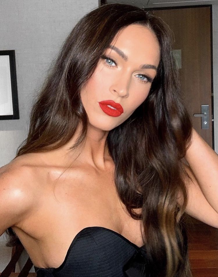Star-Studded Red Lips: The Hottest Celebrities’ Bold Lip Looks