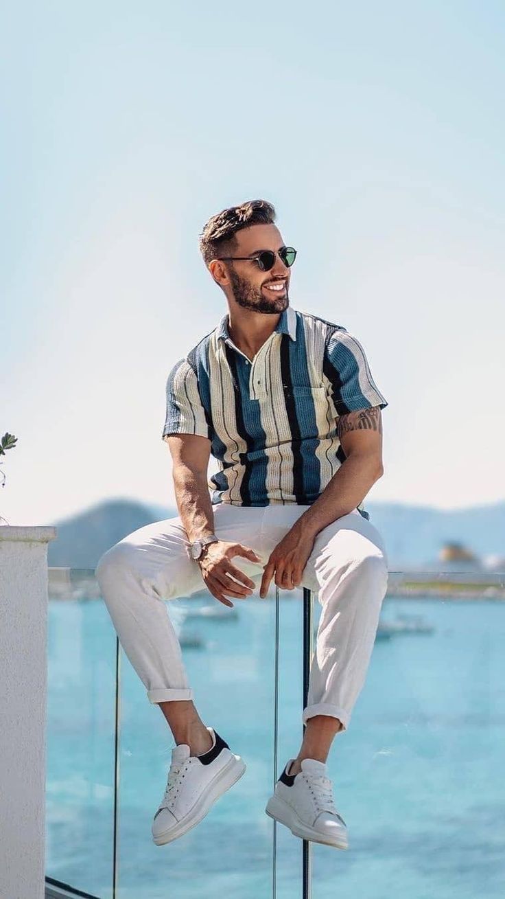 Men Vacation Outfits