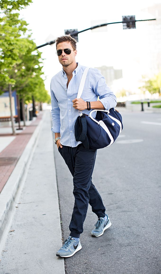 Cool Men Outfits With Jogger
  Pants