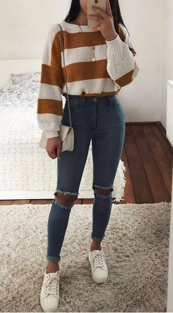 Cozy Fall Fashion: Top Picks for Knitted Outfits