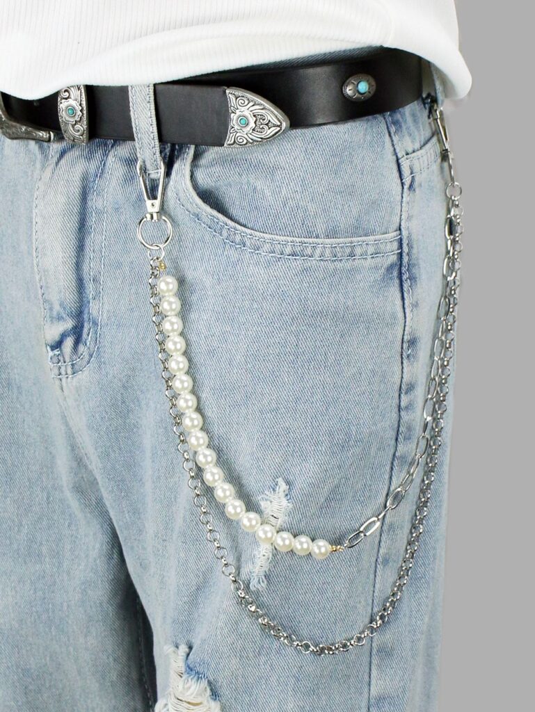 1688817118_Cool-DIY-Chain-Belt.jpg