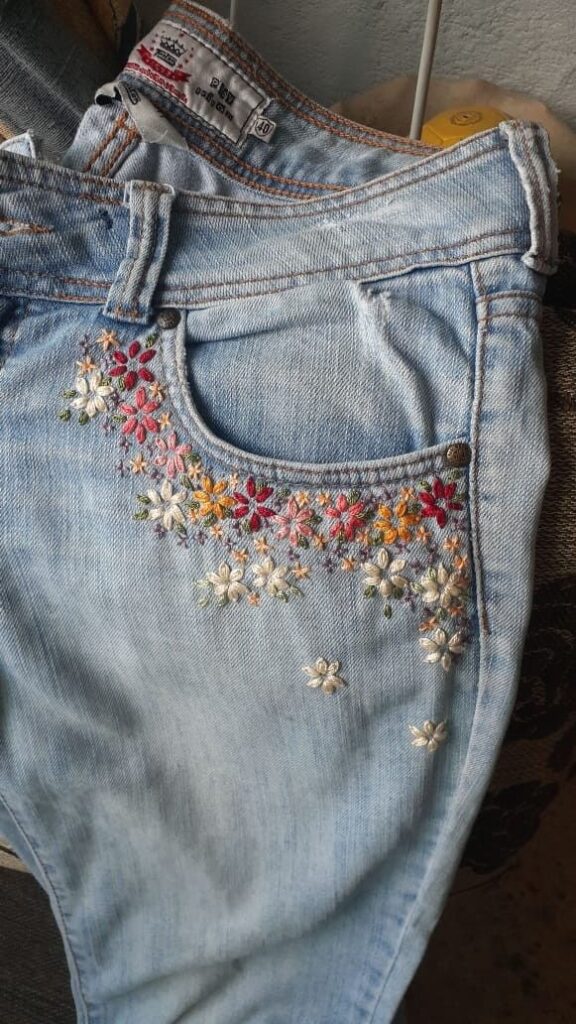1688817966_Embroidered-Jeans-Outfits.jpg