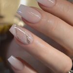 1688820354_Pink-Ombre-Glitter-Manicure.jpg