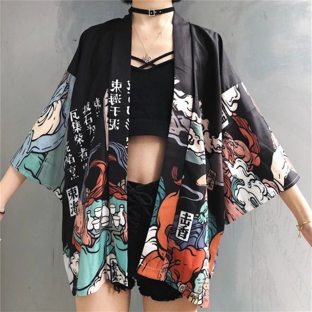 Cool Outfits With A Kimono
  Jacket