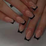 1688835310_Glitter-Nails.jpg