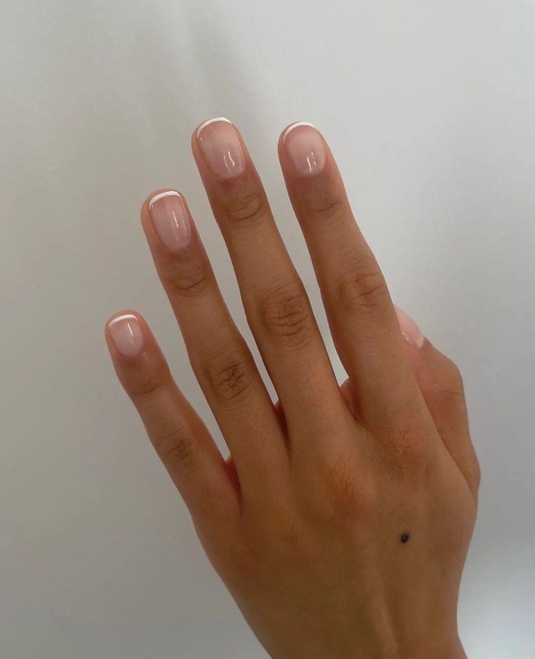 Creative and Stylish Nude Nail Designs to Try