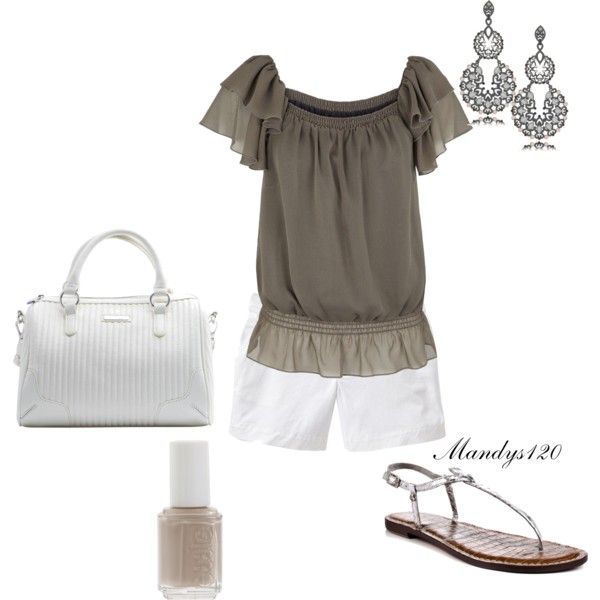 Effortlessly Chic: Airy Ruffle Shirt Inspiration for Summer