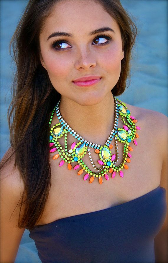 Vibrant Neon Collar Necklace: Make a Statement with Bold Colors