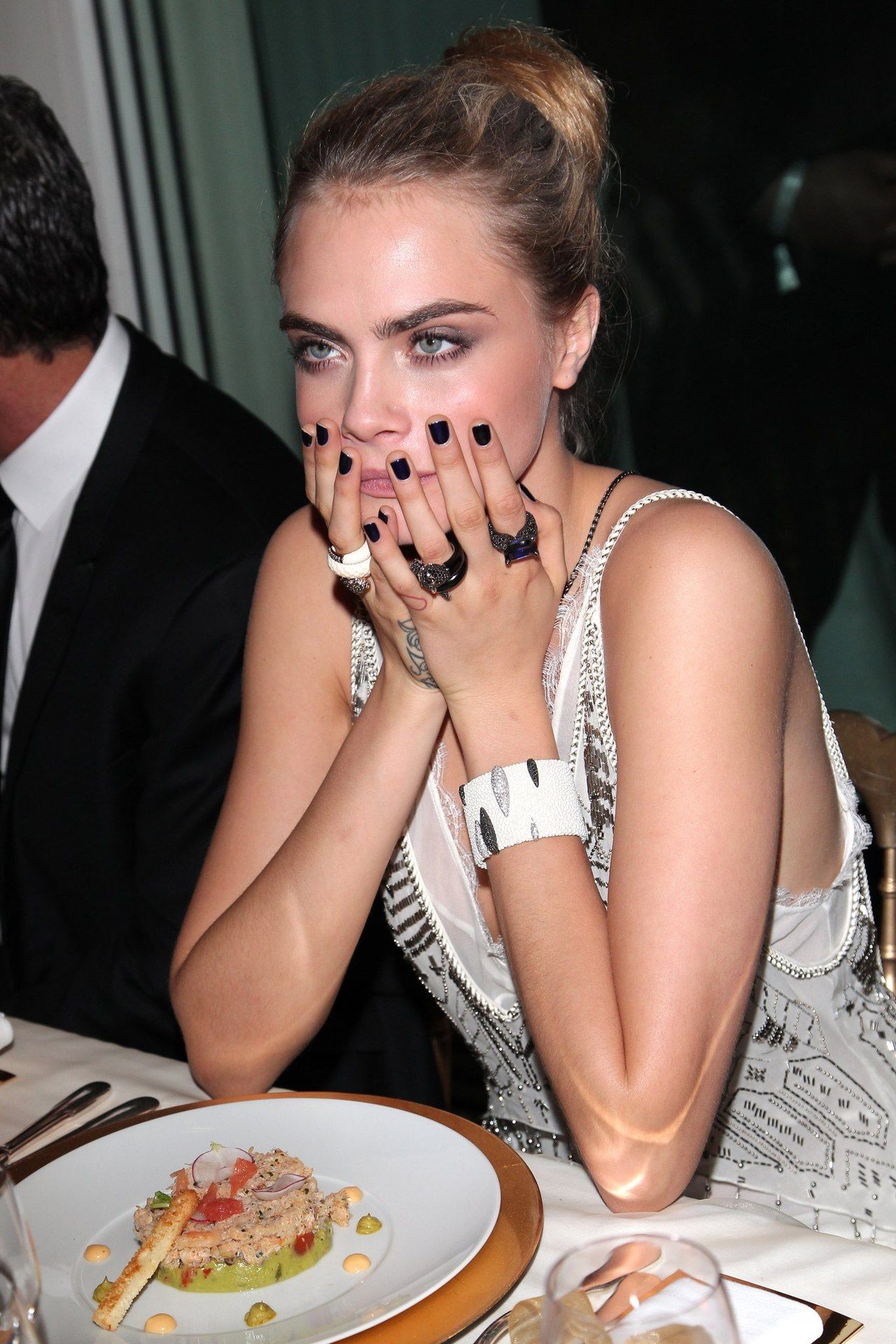 Cara Delevigne’s Iconic Eyebrows: A Bold Statement