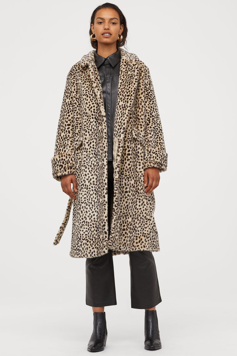 Leopard Printed Fur Coat
  Outfits