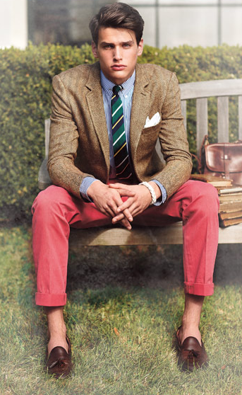 Men Outfits With Red Pants