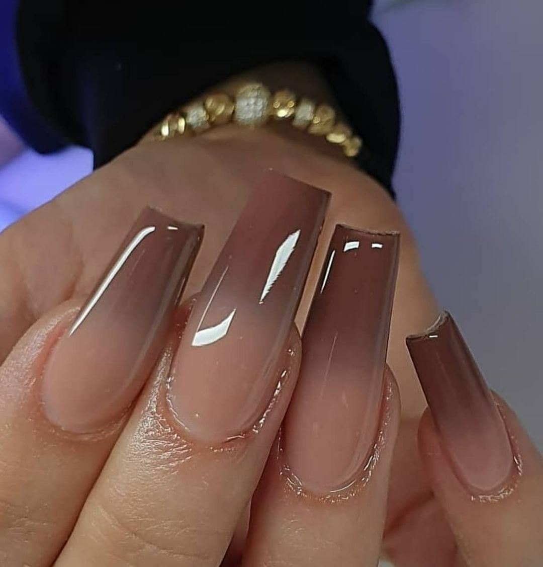 Mesmerizing Ombre Nail Designs: A Creative Twist for Your Manicure