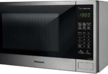 Exploring the Panasonic NN-SU696S: Our Compact Microwave Gem