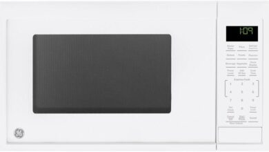 Discovering Convenience: Our Review of the GE 0.9 Cu. Ft. Microwave