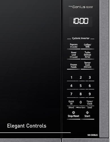 Our Hands-on Review of the ZLINE 30