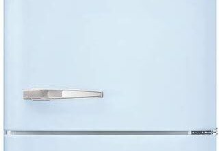 Our Take on the SMEG FAB32: Retro Style Meets Modern Cooling