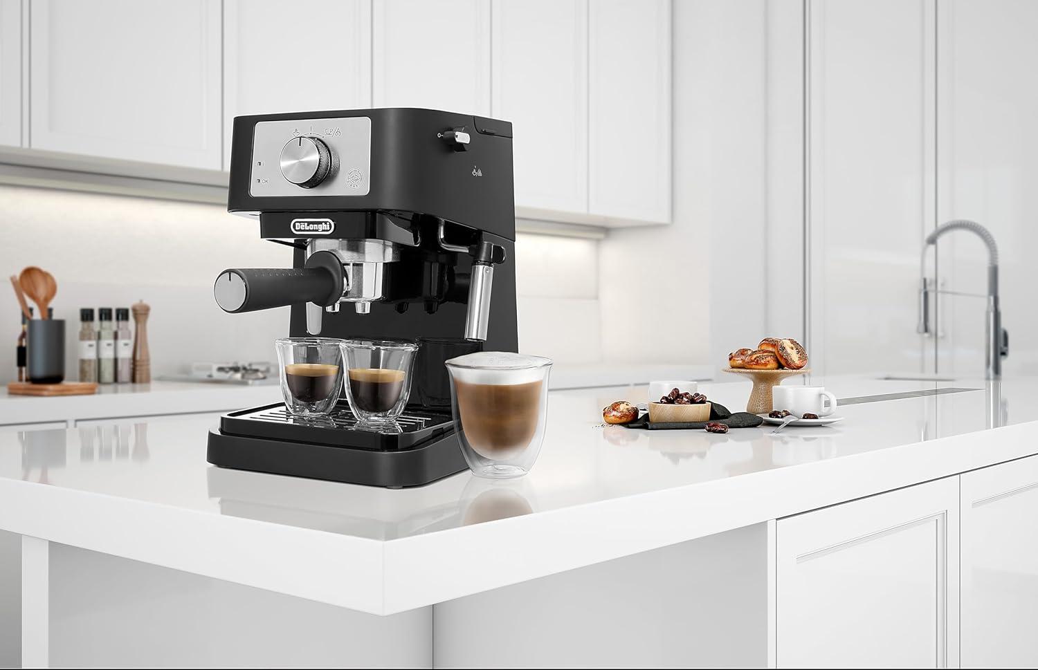 Brewing barista-Style Espresso at Home with De'Longhi Stilosa