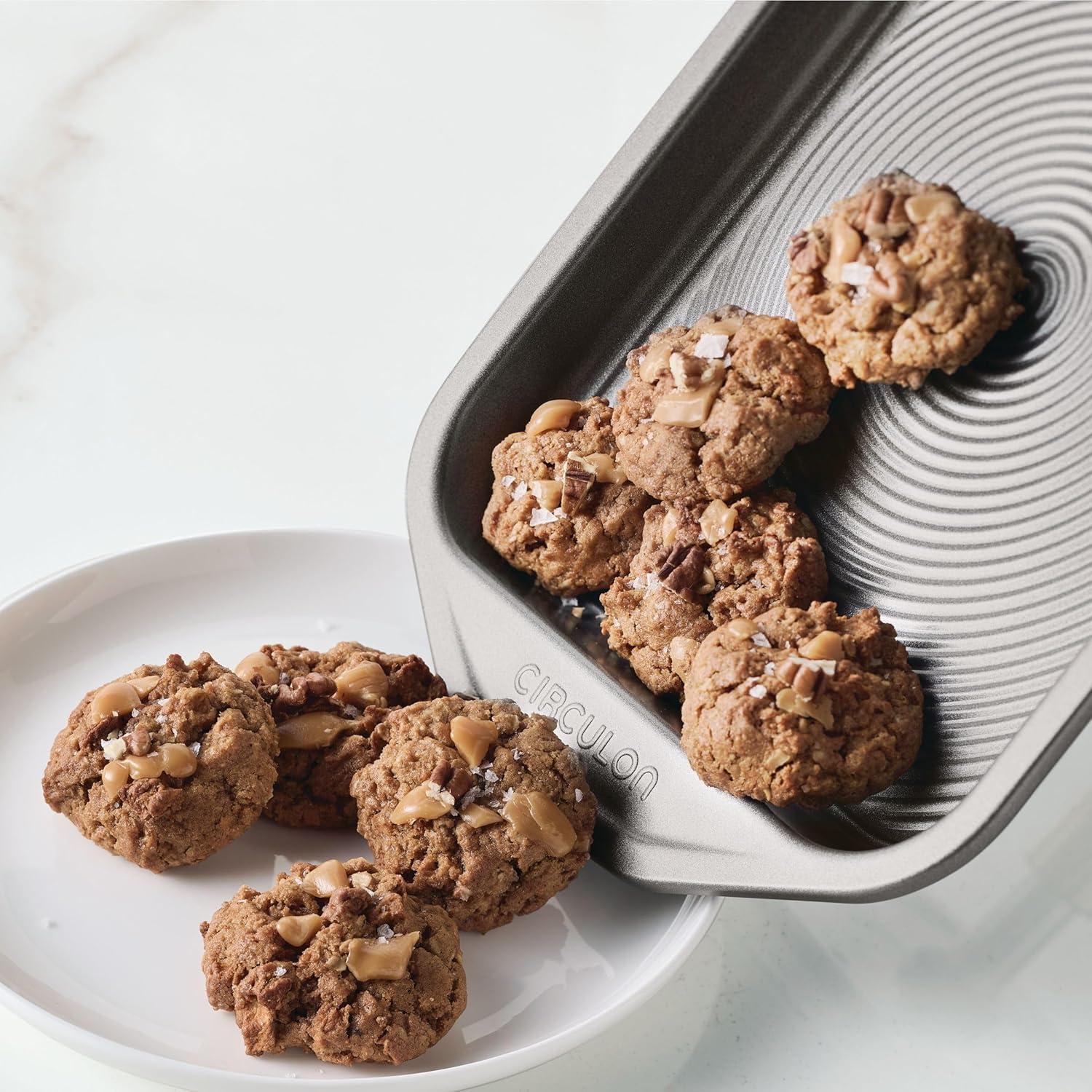 baking Made Easy: exploring Circulon's 4-Piece Toaster Oven Set