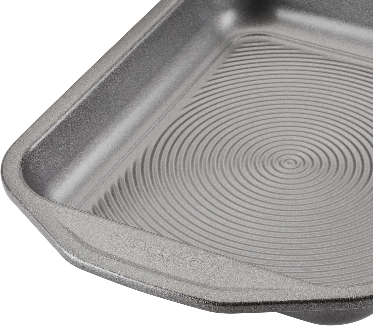 Baking Made Easy: Exploring Circulon's 4-Piece Toaster Oven Set