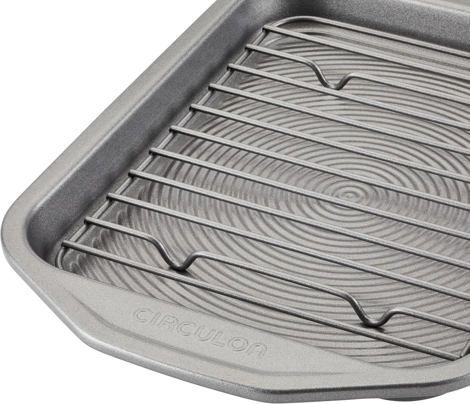 Baking Made Easy: Exploring Circulon's 4-Piece Toaster Oven Set