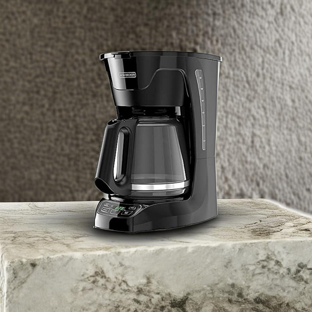 Brewing Efficiency and Flavor: Exploring BLACK+DECKER's 12-cup Maker