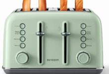 We Tried The Cozy Greenish 4 Slice Retro Toaster